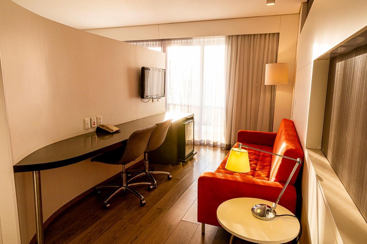 Hotel Manhattan Plaza