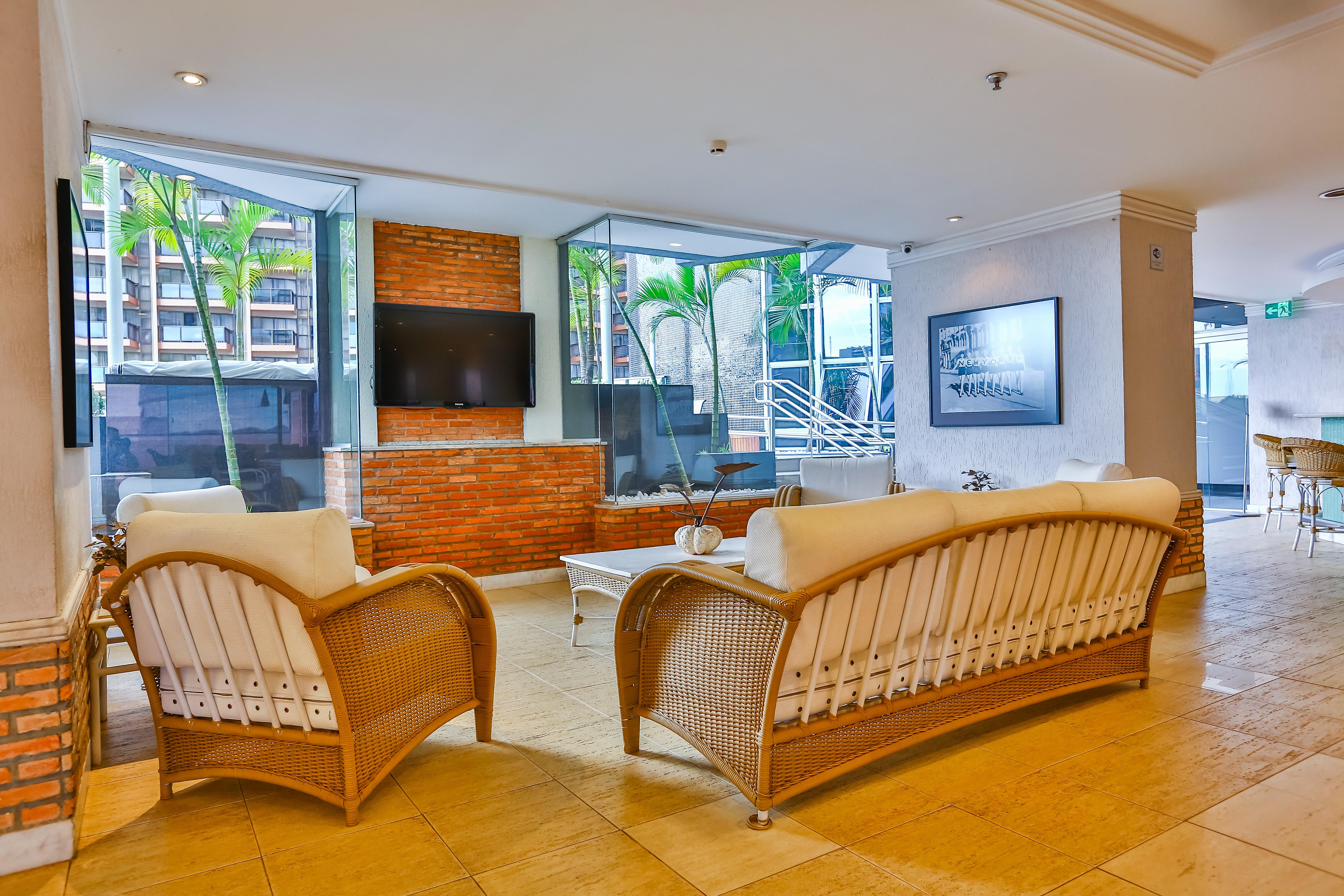 Manhattan Plaza 4*