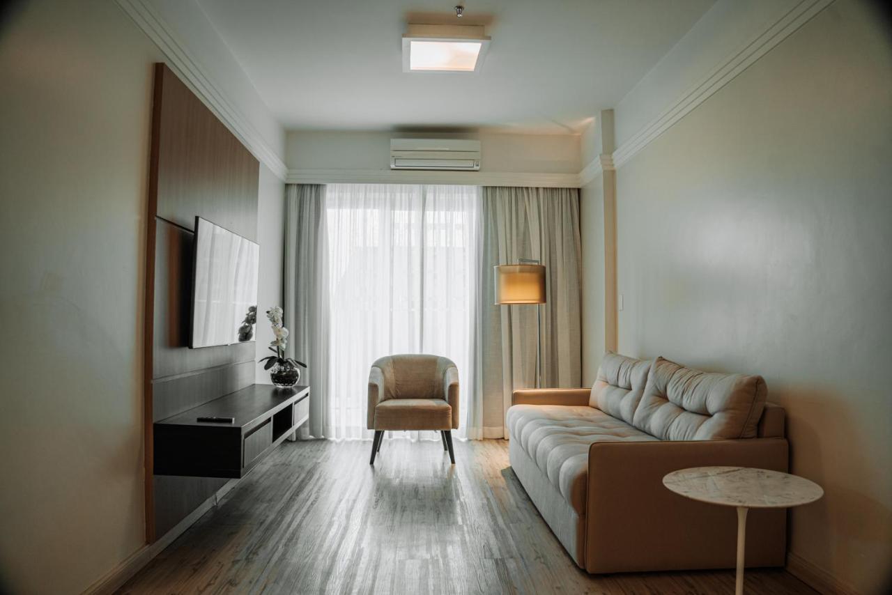 Manhattan Plaza 4*